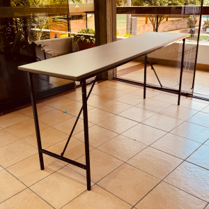 Alquiler de Mesa Melamine 180 x 45 cm